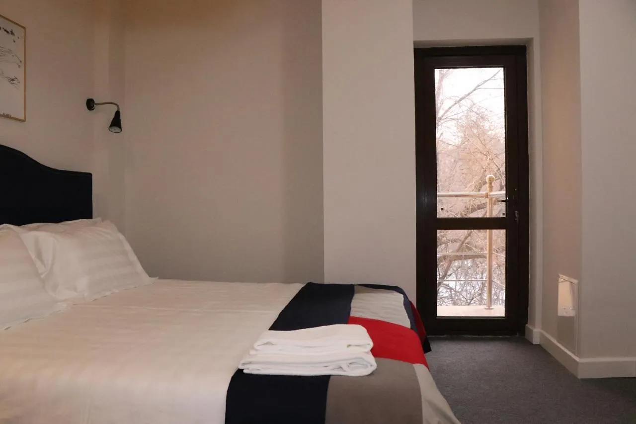 Mika Hotel Αλμάτι